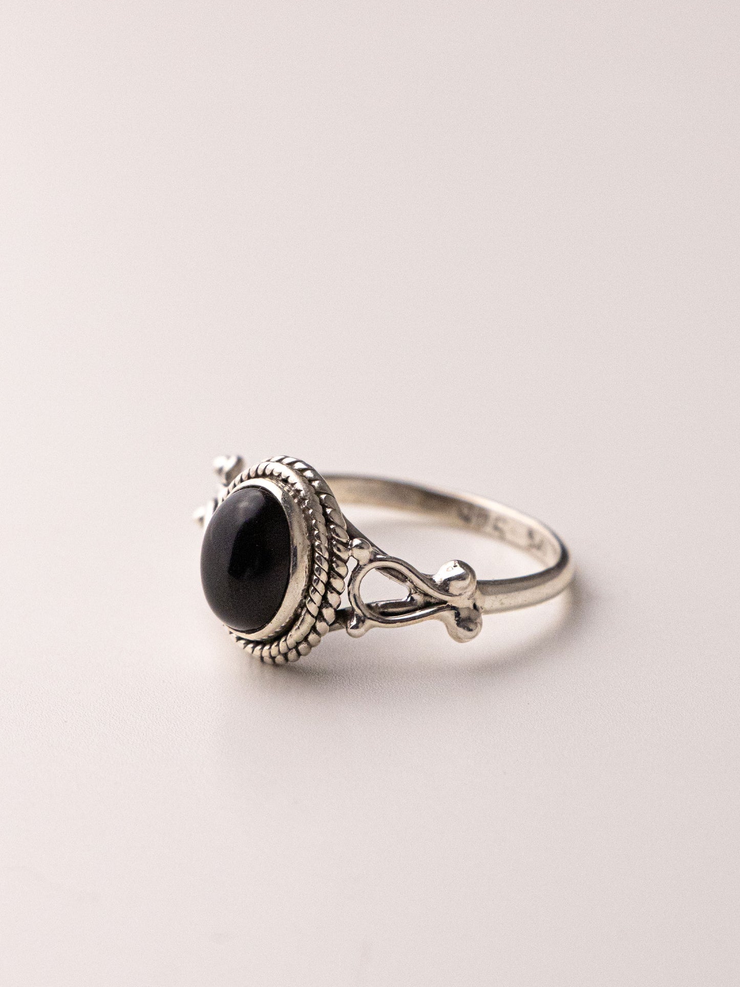 HALLEY SILVER RING - Black Onyx