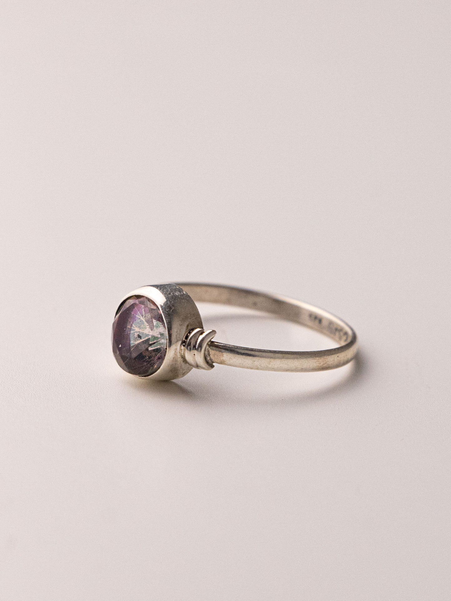 NIRVANA SILVER RING - Mystic Topaz