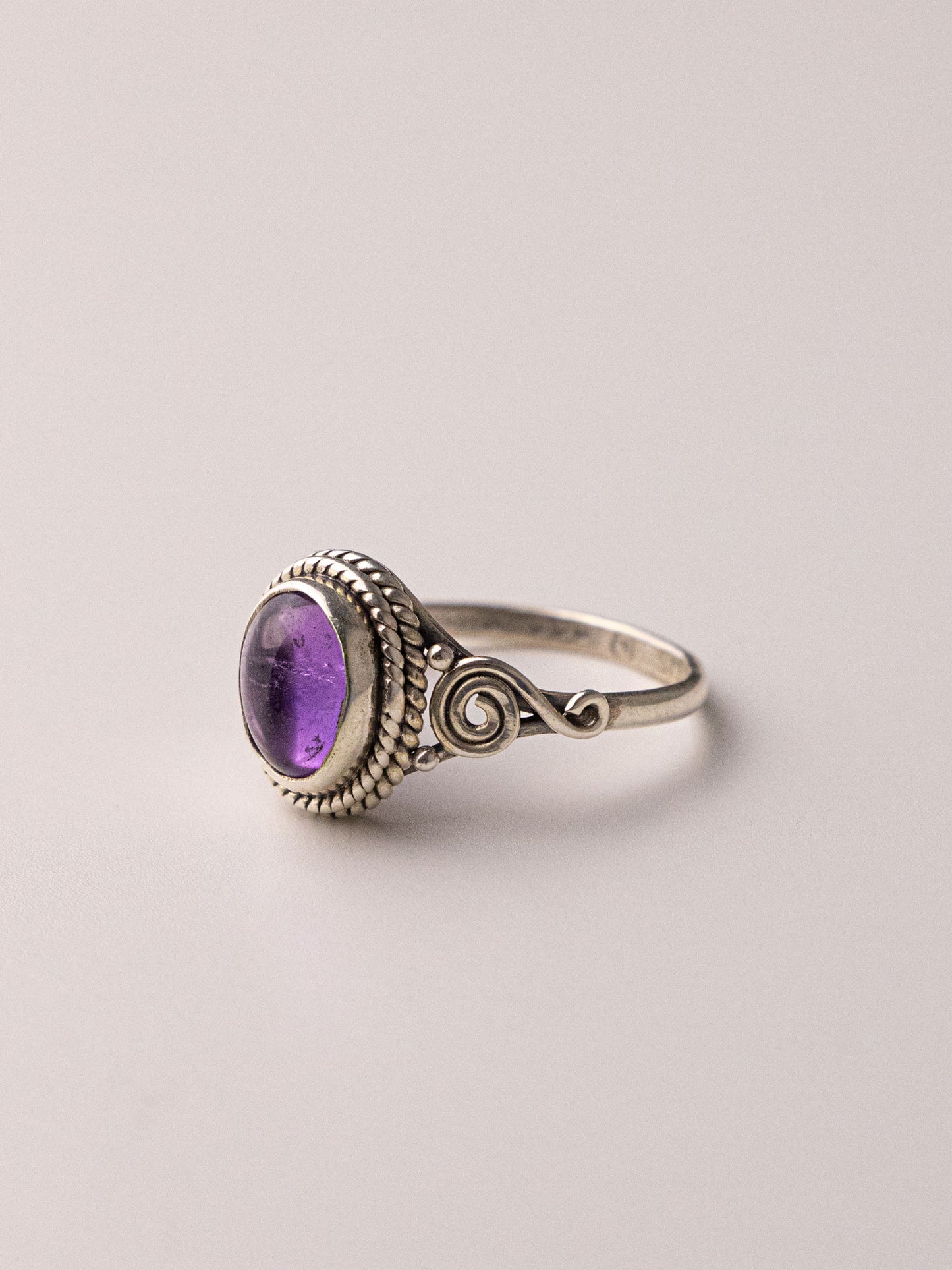 SELENE SILVER RING - Amethyst