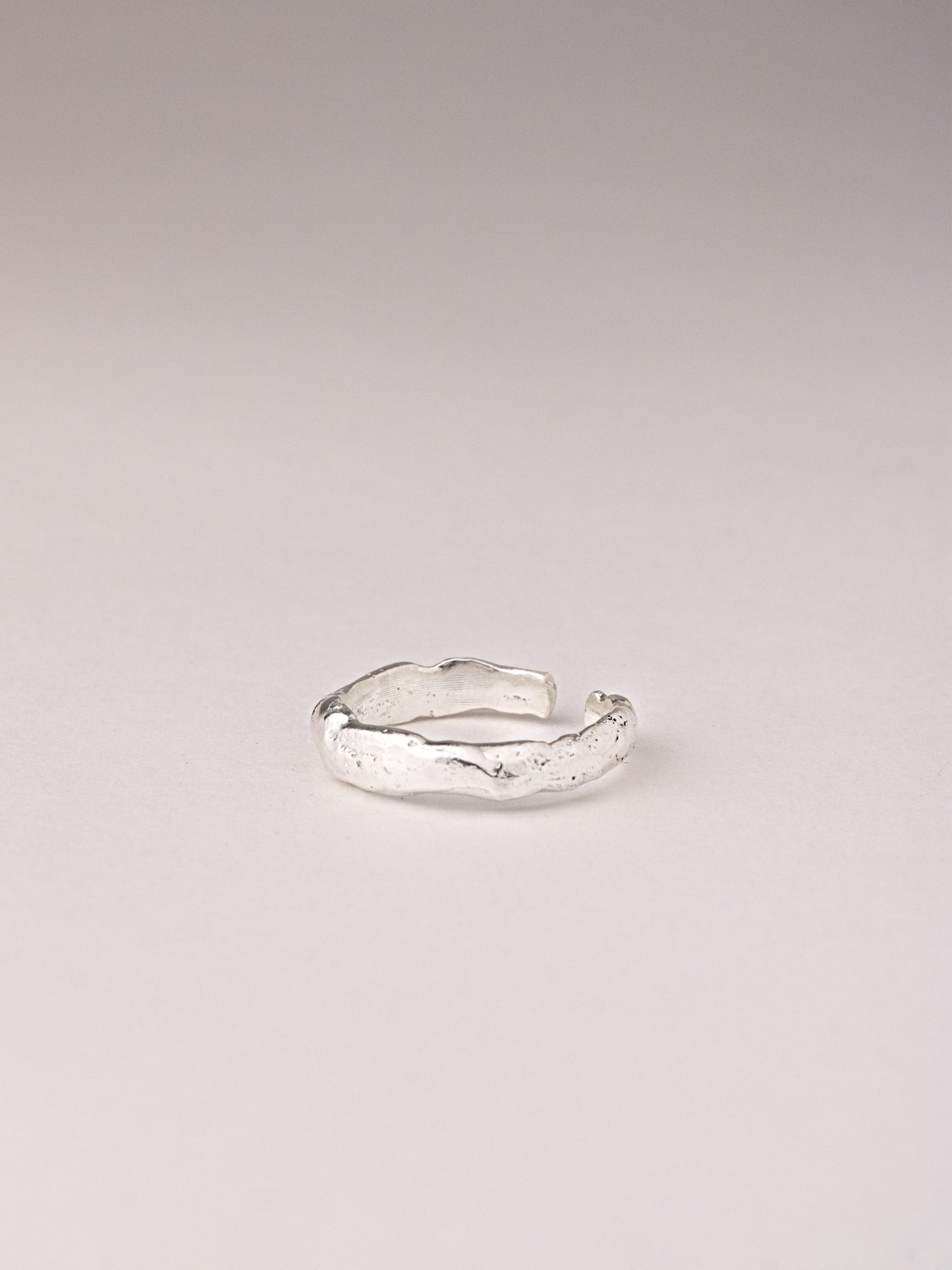 Χειροποίητo χυτό ανοιγόμενο δαχτυλίδι από ασήμι 999
