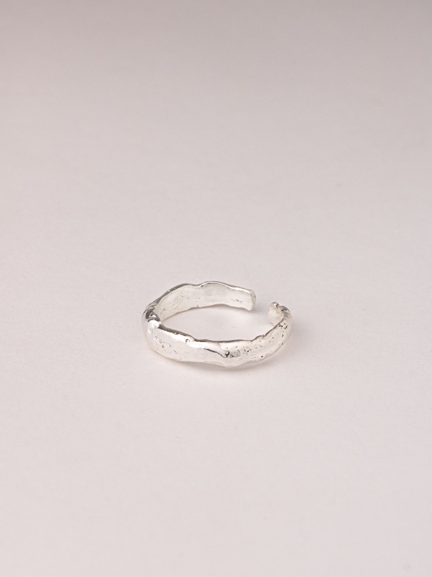 Χειροποίητo χυτό ανοιγόμενο δαχτυλίδι από ασήμι 999