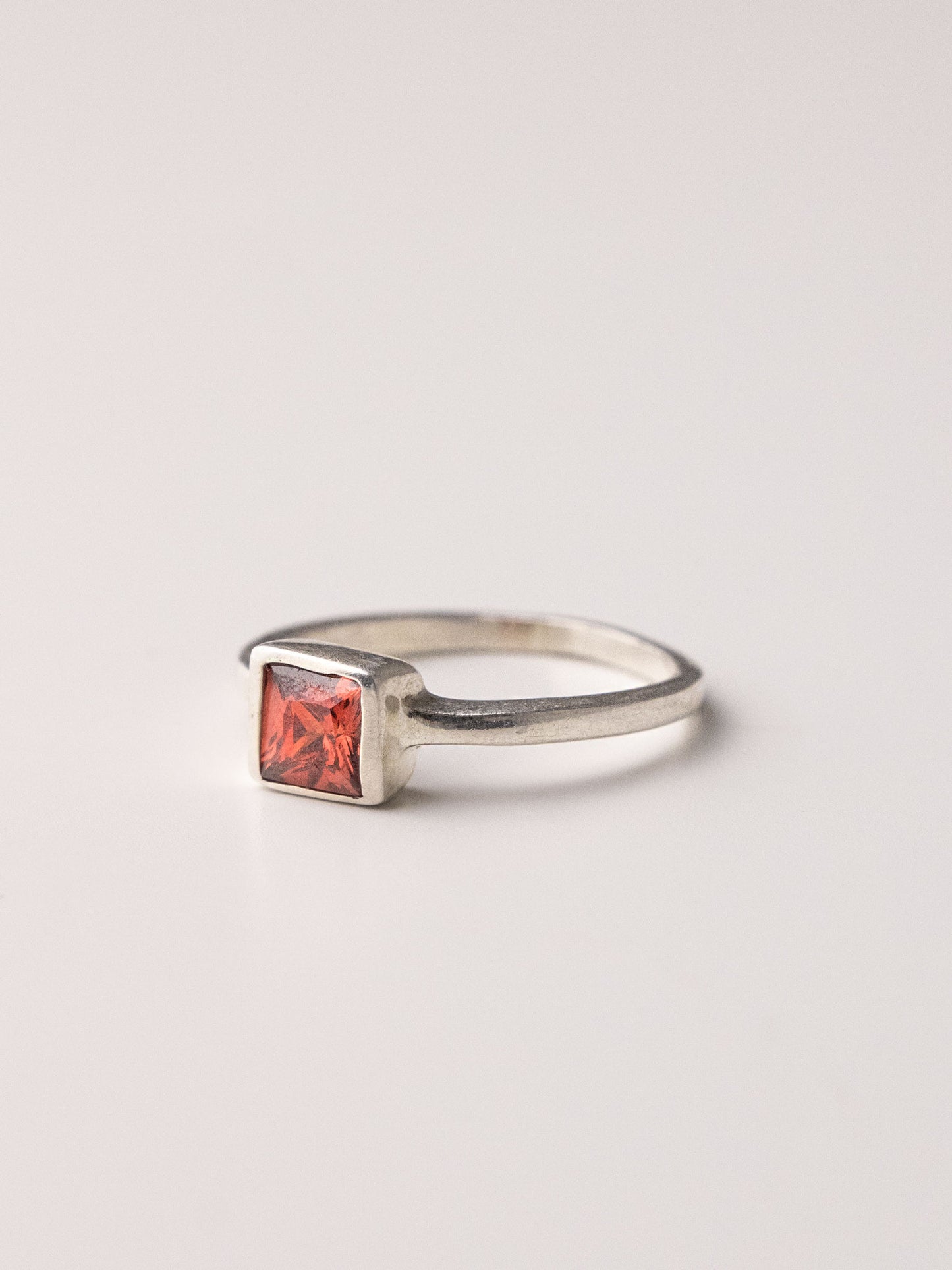 PHOENIX SILVER RING - Red