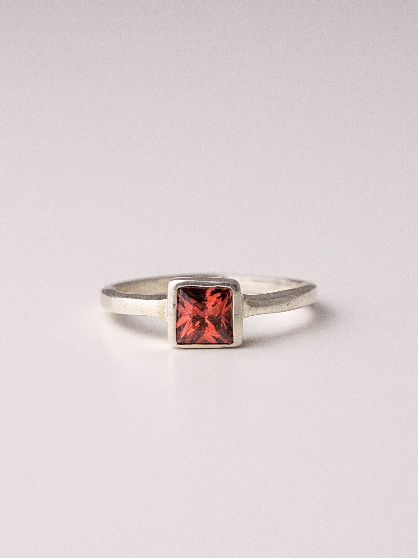 PHOENIX SILVER RING - Red