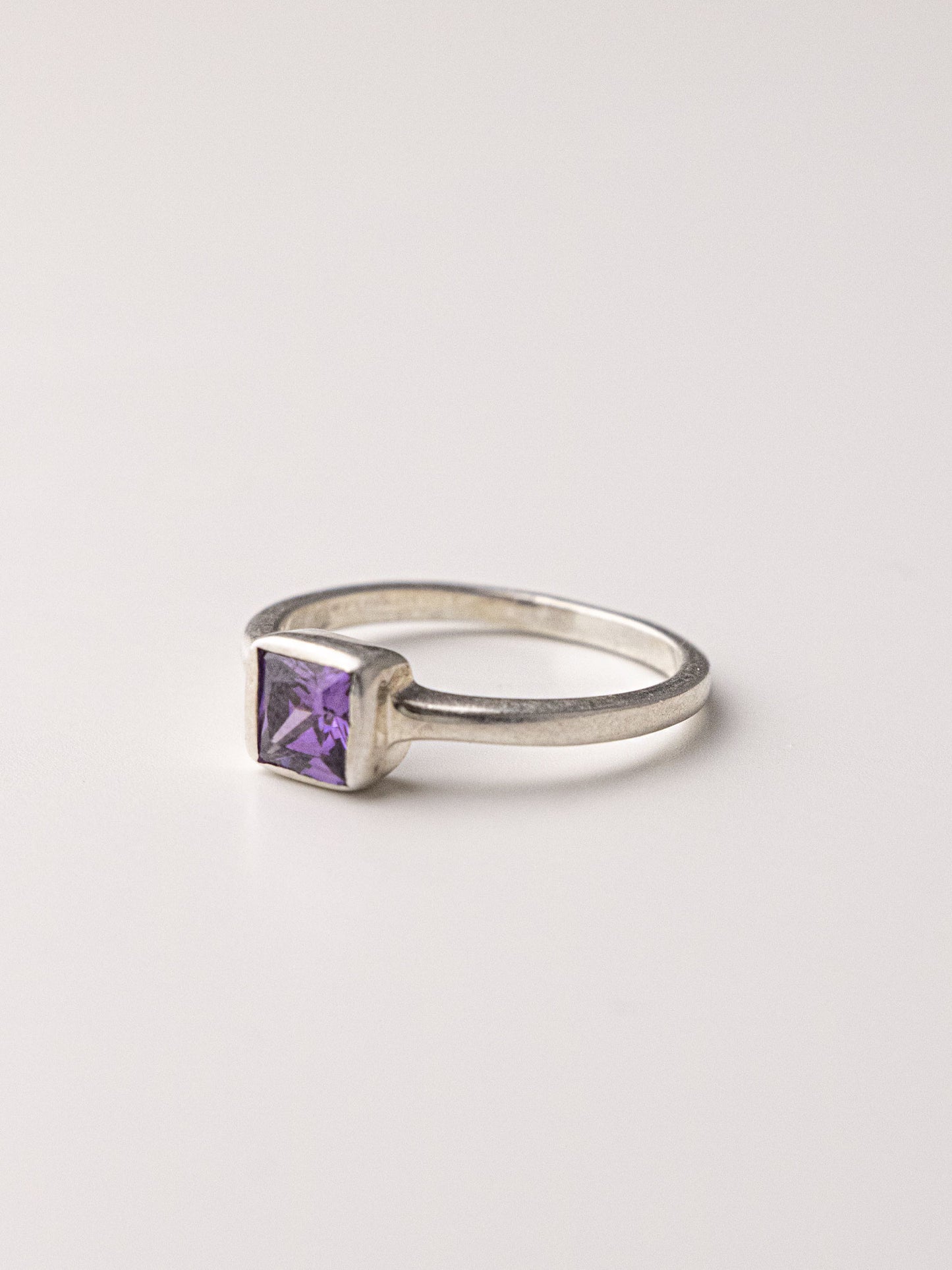 PHOENIX SILVER RING - Purple