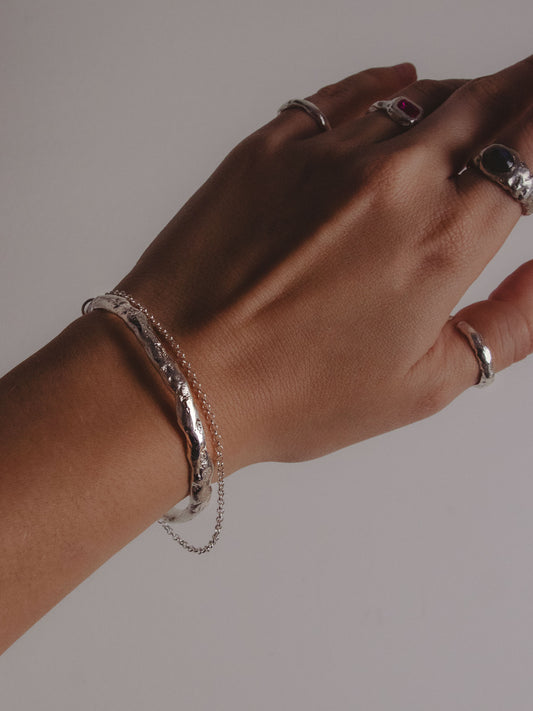 Χειροποίητο ανοιγόμενο βραχιόλι από ασήμι 999 με αλυσίδα