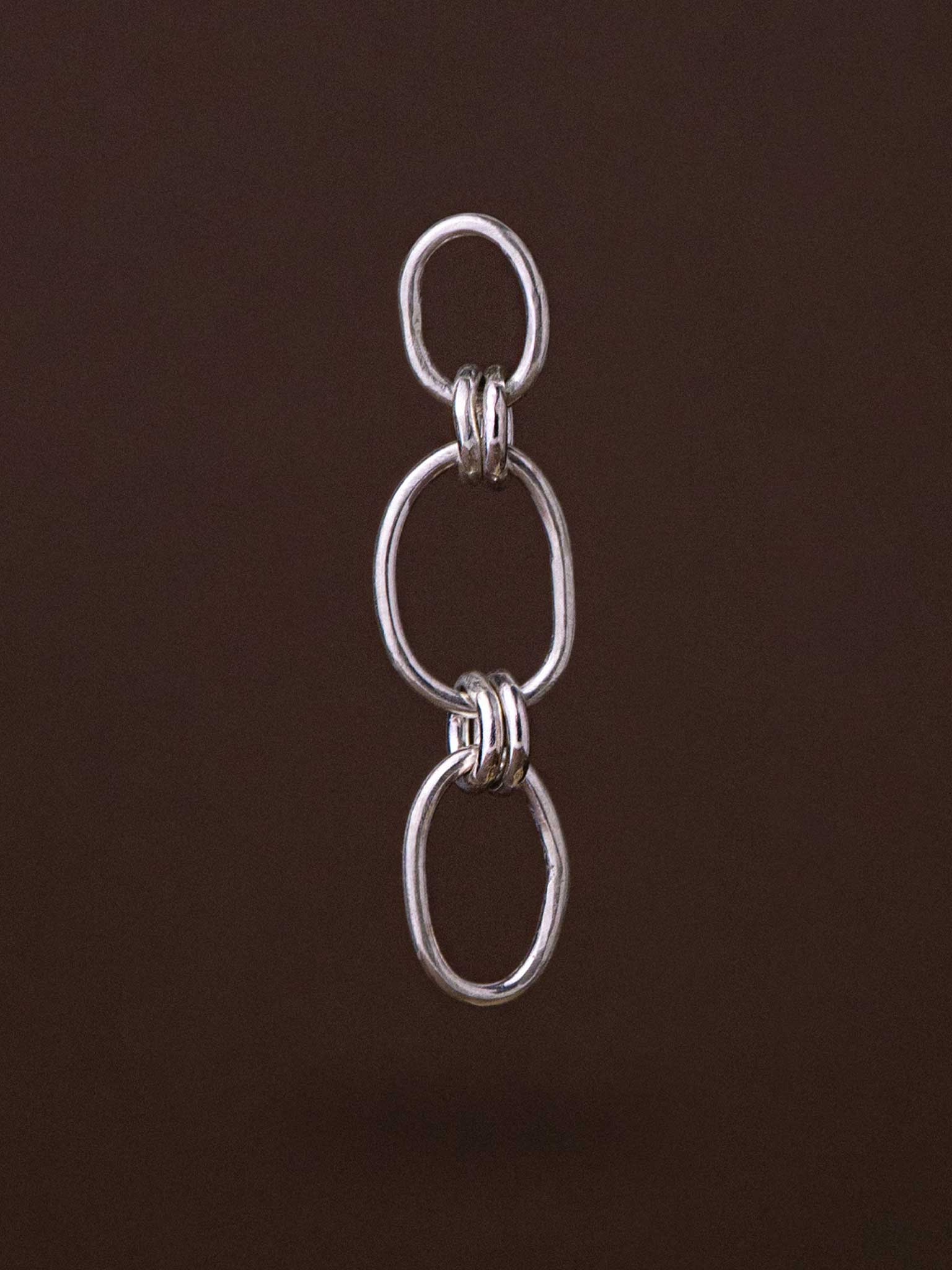 Ασημένια κρεμαστά σκουλαρίκια με αλυσίδα από χειροποίητους κρίκους