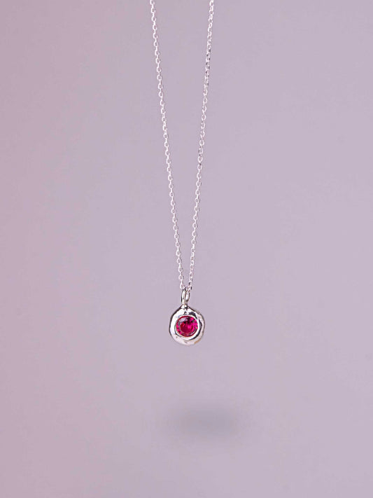 Χειροποίητo χυτό μενταγιόν από καθαρό ασήμι με φούξια Cubic Zirconia