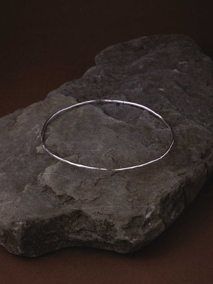 CLEOPATRA SILVER BANGLE