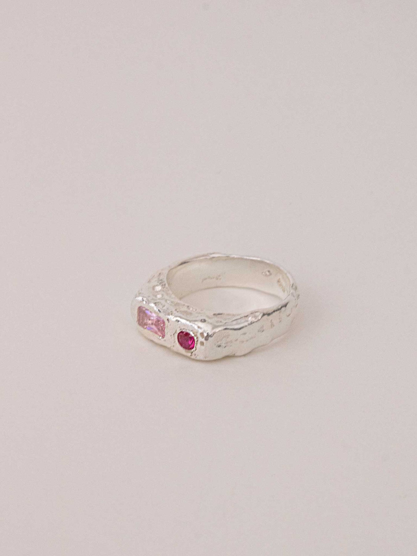 ETHRA SIGNET RING - Ροζ