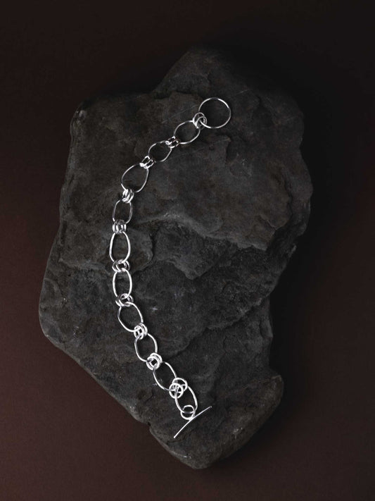 Βραχιόλι από χειροποίητη ασημένια αλυσίδα